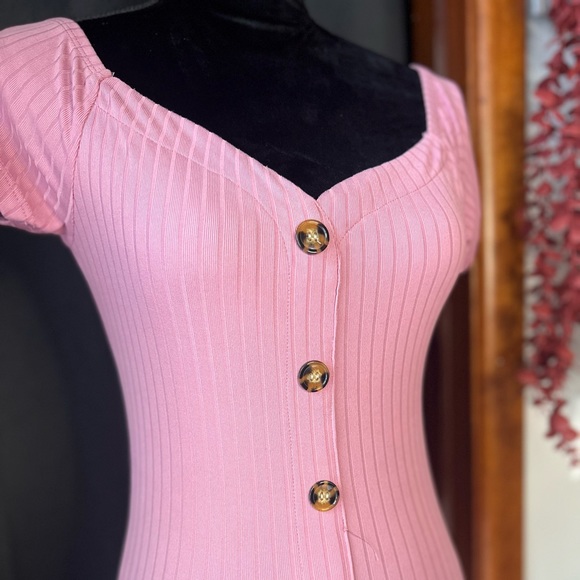 🌻Rue 21 top, Size Small🌻 - Picture 2 of 4